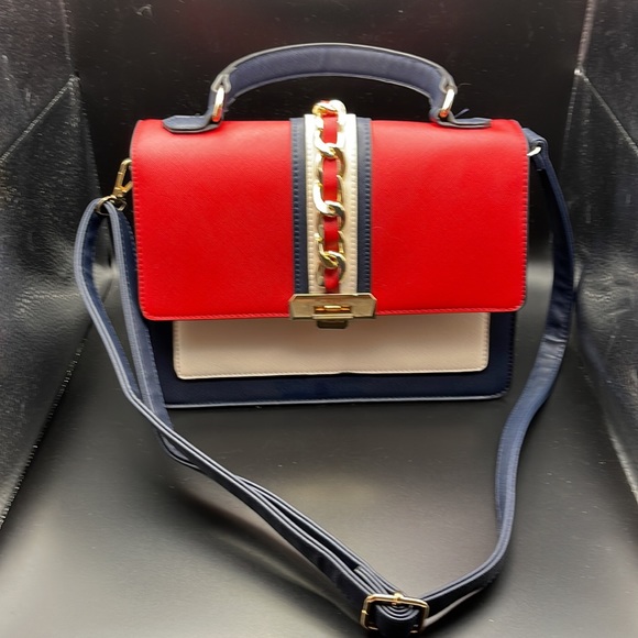 Aldo Handbags - Super Cute Aldo Vintage Like Crossbody